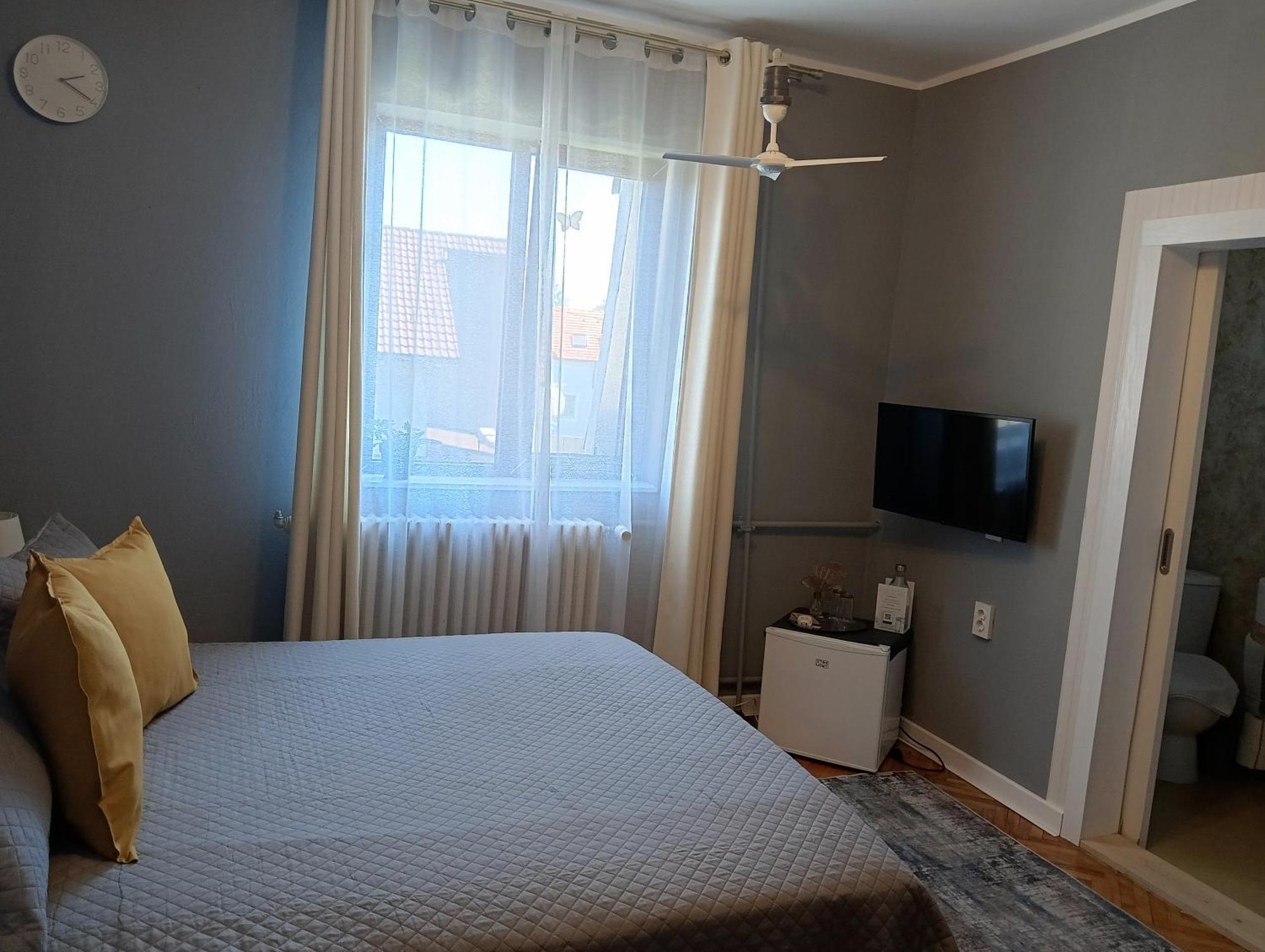 Crystal Room Timisoara Ngoại thất bức ảnh
