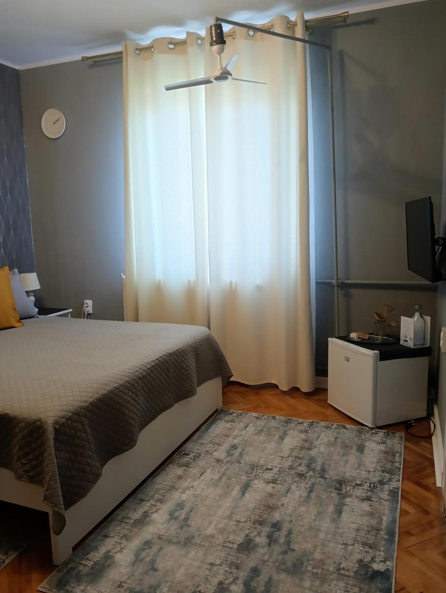 Crystal Room Timisoara Ngoại thất bức ảnh